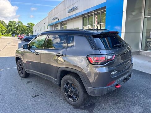 Used 2023 Jeep Compass Trailhawk w/ Trailhawk Elite Group AWD/4WD image 4