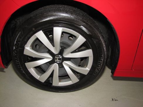 Certified 2023 Honda Civic LX image 25