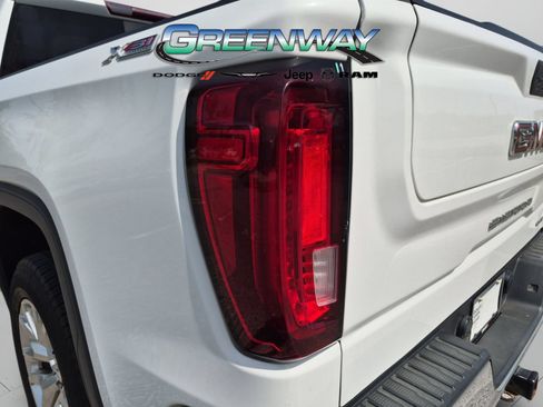 Used 2021 GMC Sierra 1500 SLT AWD/4WD image 28
