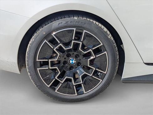 New 2026 BMW i4 xDrive40i w/ M Sport Package AWD/4WD image 9