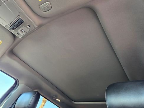 Used 2019 Ford F250 Lariat w/ Lariat Ultimate Package AWD/4WD image 15