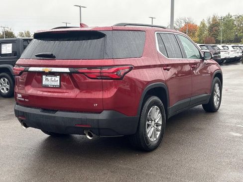 Used 2023 Chevrolet Traverse LT image 9