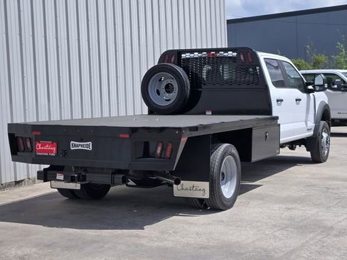 New 2026 Ford F550 4x4 Crew Cab image 6