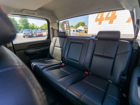 Used 2014 GMC Sierra 2500 SLE w/ SLE Preferred Package image 32