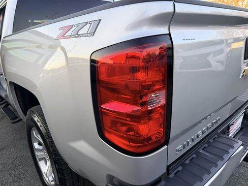 Used 2018 Chevrolet Silverado 1500 LT w/ All Star Edition AWD/4WD image 10