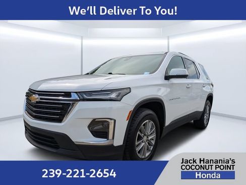 Used 2023 Chevrolet Traverse LT FWD image 7