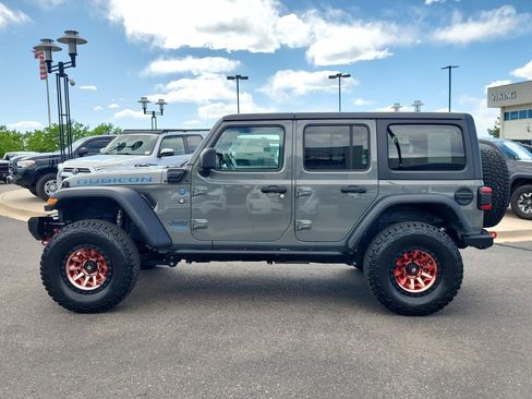 Used 2022 Jeep Wrangler Unlimited Rubicon 4xe w/ Cold Weather Group AWD/4WD image 6