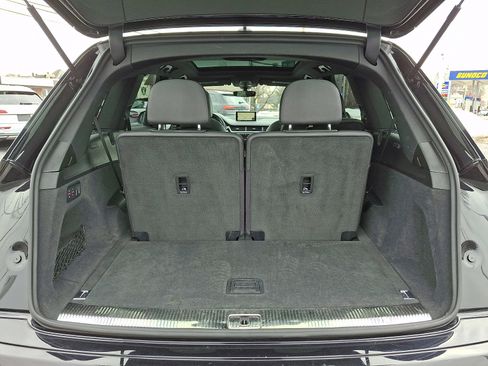 Used 2017 Audi Q7 3.0T Premium Plus image 30
