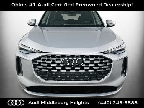 Certified 2025 Audi Q5 Premium AWD/4WD image 2