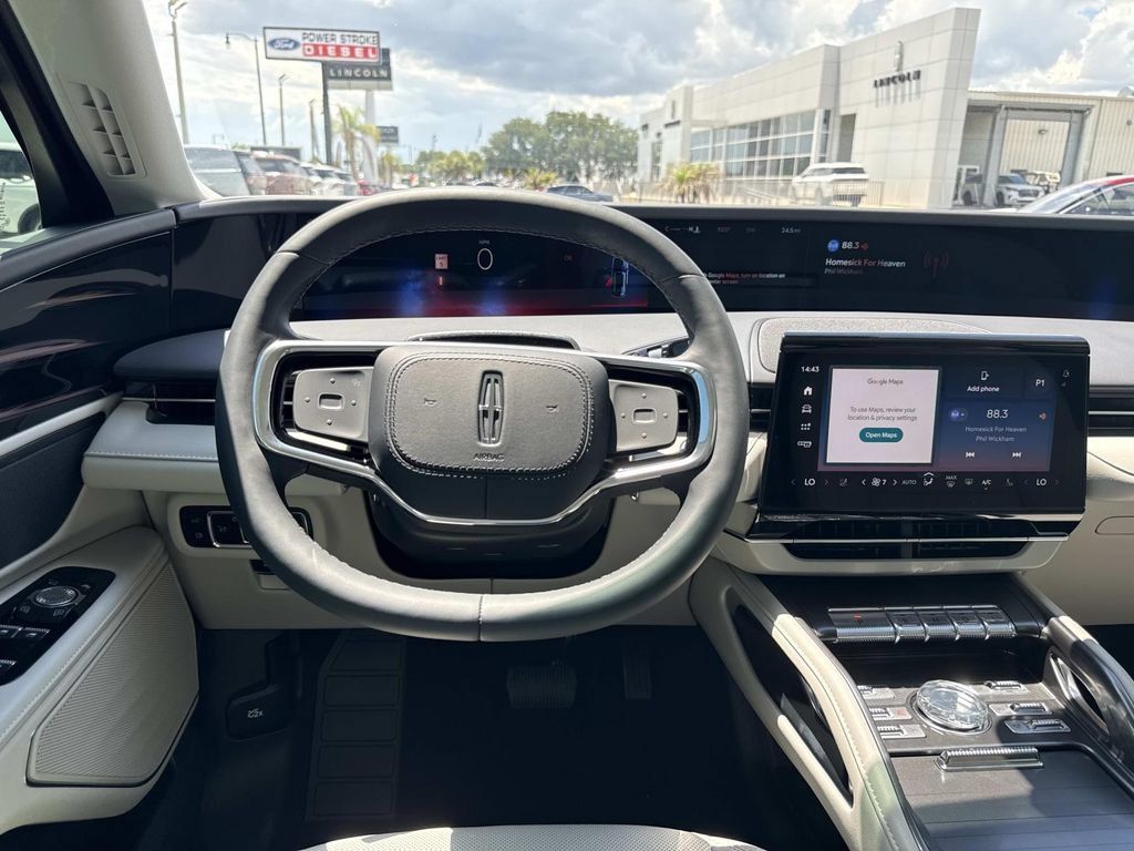 New 2026 Lincoln Nautilus Premier AWD/4WD image 17