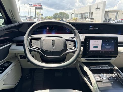 New 2026 Lincoln Nautilus Premier AWD/4WD image 17