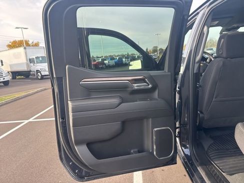 Used 2024 Chevrolet Silverado 1500 LT image 24