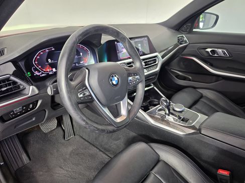 Used 2020 BMW 330i Sedan w/ Convenience Package RWD image 2
