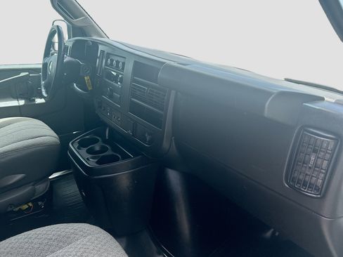Used 2023 Chevrolet Express 3500 Extended w/ Driver Convenience Package RWD image 27