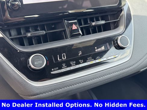 Used 2025 Toyota Corolla SE FWD image 18