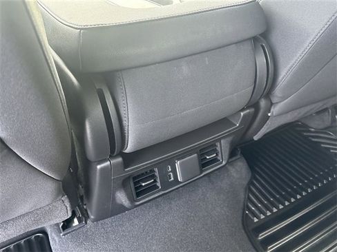 Certified 2025 GMC Sierra 1500 Elevation image 21