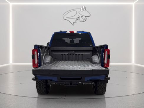 New 2026 Ford F250 Lariat w/ Black Appearance Package AWD/4WD image 9