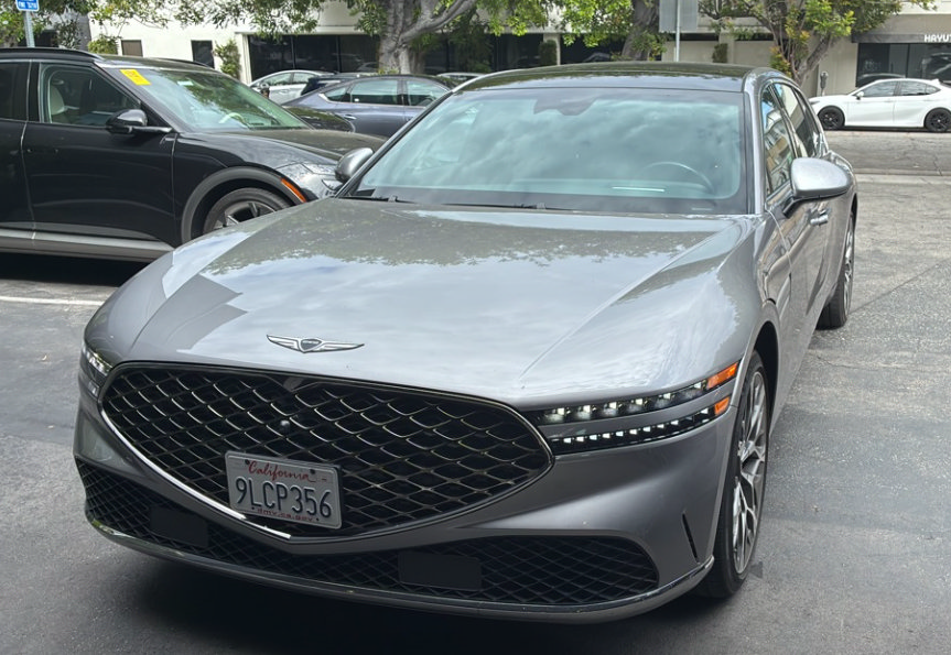 Used 2023 Genesis G90 3.5T AWD/4WD image 1