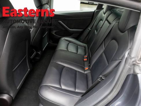 Used 2022 Tesla Model 3 Long Range AWD/4WD image 17