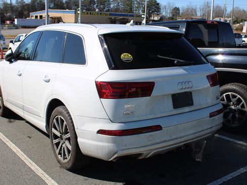 Used 2017 Audi Q7 3.0T Premium Plus image 6