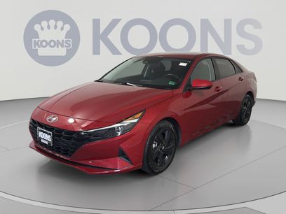 Used 2023 Hyundai Elantra SEL w/ Cargo Package