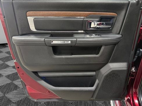 Used 2017 RAM 1500 Laramie image 19