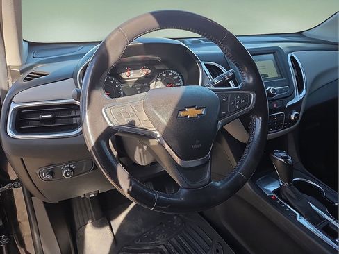 Used 2018 Chevrolet Equinox LT image 24