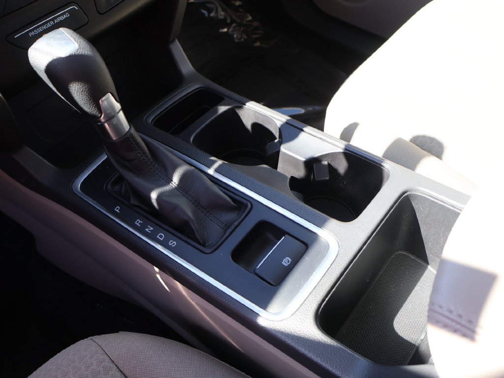 Used 2017 Ford Escape SE FWD image 36