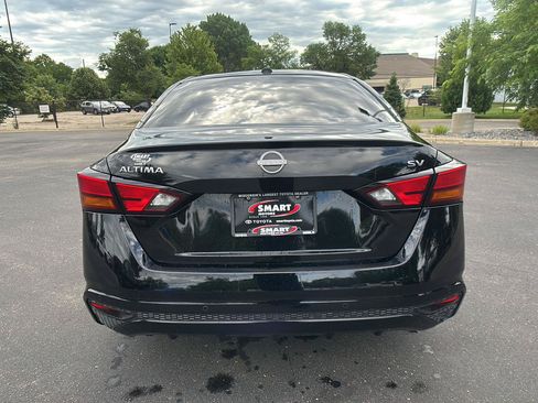 Used 2023 Nissan Altima 2.5 SV FWD image 22