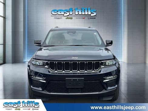 Used 2023 Jeep Grand Cherokee Limited AWD/4WD image 7