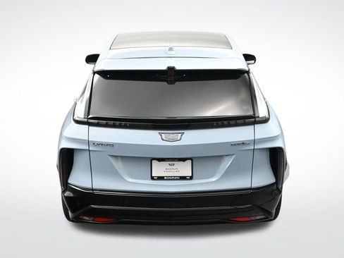 Used 2025 Cadillac Lyriq Sport AWD/4WD image 19