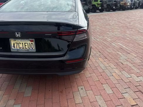 Used 2024 Honda Accord EX image 12