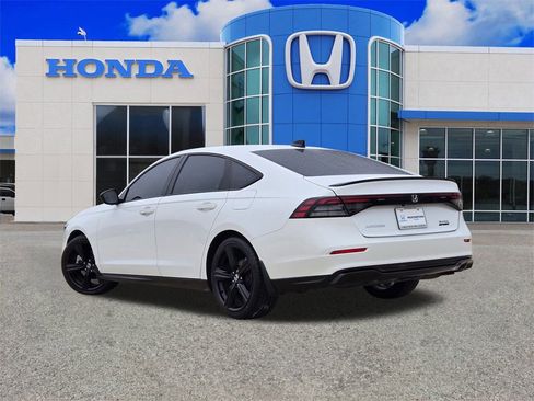 Used 2023 Honda Accord Sport image 5