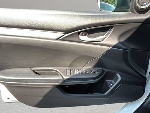 Used 2021 Honda Civic Sport image 17