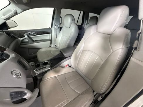 Used 2014 Buick Enclave Leather FWD image 16