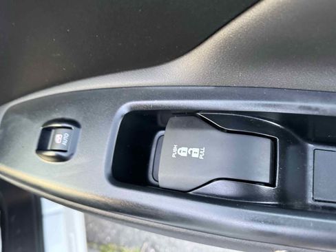 Used 2017 RAM ProMaster City Tradesman SLT w/ Rear Back-up Camera Group FWD image 24