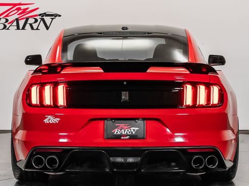 Used 2016 Ford Mustang Shelby GT350 w/ Technology Package image 4