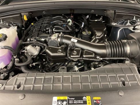 New 2025 Jeep Grand Cherokee Limited image 18