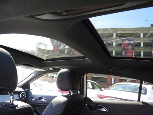 Used 2018 Mercedes-Benz GLA 250 4MATIC image 22