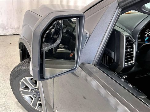 Used 2016 Ford F150 XLT w/ Equipment Group 302A Luxury AWD/4WD image 10