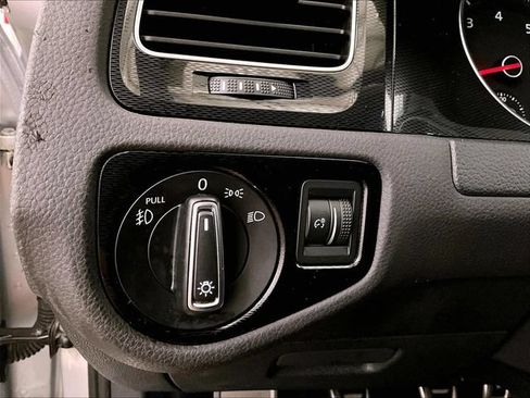 Used 2015 Volkswagen GTI S FWD image 31