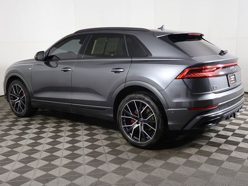Used 2023 Audi Q8 Premium Plus w/ Premium Plus Package AWD/4WD image 17