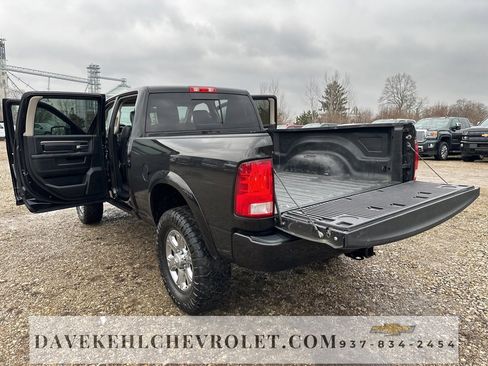 Used 2018 RAM 2500 Big Horn w/ Sport Appearance Group image 28