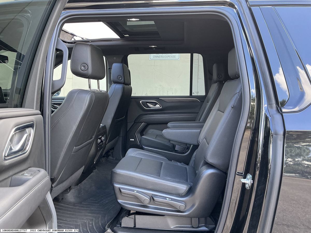 Used 2022 Chevrolet Suburban Z71 w/ Off-Road Capability Package AWD/4WD image 9