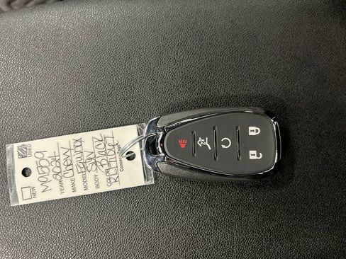 Used 2024 Chevrolet Equinox LT w/ LPO, Floor Liner Package AWD/4WD image 28