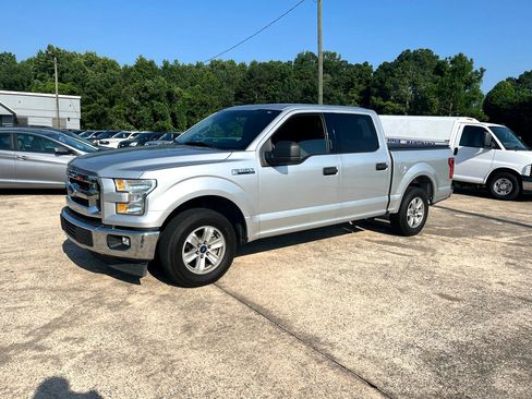 Used 2017 Ford F150 XLT image 1