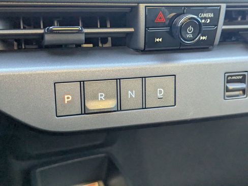 New 2026 Nissan Leaf Platinum+ w/ Cargo Package (Platinum+) image 17