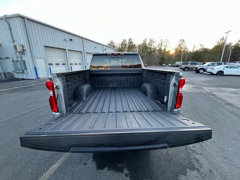 Used 2024 Chevrolet Silverado 1500 ZR2 w/ Technology Package image 12