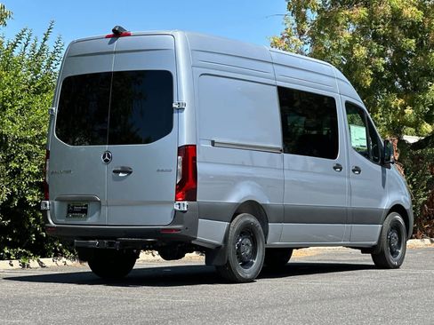 New 2025 Mercedes-Benz Sprinter 2500 image 3