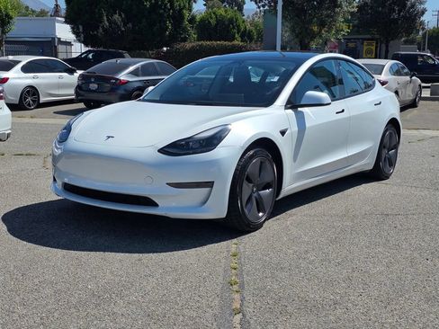 Used 2023 Tesla Model 3 Standard Range RWD image 10